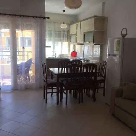 Adriatic La Perla Appartement *